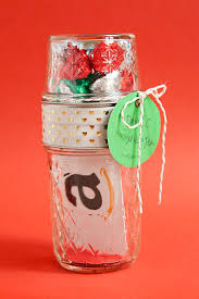 Diy mini stocking gift card holders. Make Your Own Double Mason Jar Gift Card Holders