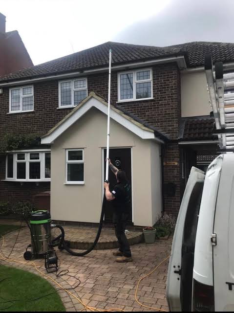 Home exterior cleaning and maintenance