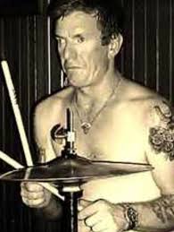 Music industry in mourning as beloved Australian punk musician dies after  long battle with cancer