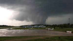 Environment canada issued a tornado warning for london and nearby areas just before 8:50 p.m. London News Weather Local Breaking Ctv News London