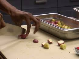 Rocco's dinner party is a cooking competition that gives talented chefs a chance to create a memorable meal for renown chef rocco dispirito and a gathering of celebrity guests. Rocco S Dinner Party Town And Country Tv Episode 2011 Imdb