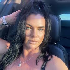 Jeffersonville street department hard at work through the night. Most roads  should be clear when you head to work in the morning. #JeffStrong  #onlyINjeff