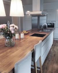 Dine Vakre Ting On Instagram Mitt Kjokken Fra Kvik Kjokkenoya I Eik Er En Skikkelig Bruksbenk Som Taler Det Meste D Kuche Block Haus Kuchen Moderne Kuche