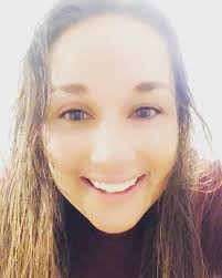 Shelly McCombs (@shellymccombs)