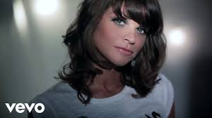 She was the winner of the 2009 edition of the italian talent show amici di maria de filippi. Youtube Stats Of Alessandra Amoroso Ciao Video Ufficiale