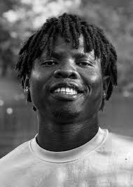 m Many people shop in Bromley.these from a few years ago