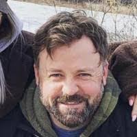 Earl Dodds's Instagram, Twitter & Facebook