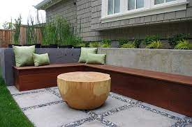 Built around an established fir tree, it contributes to the structure's clean, angular sensibility, and the linear slats quickly disperse rain. Pin On Patio Benches