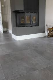 Rock Marengo Ist A Beautiful Big Stone Of 75 75 Grau Mit Einer Schwinge Braun Erin Fliesen Wohnzimmer Bodenfliesen Wohnzimmer Boden