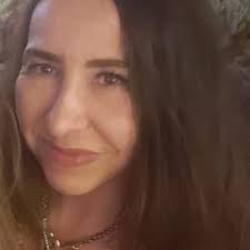 Keren Escobar (@KerenEscobar915)