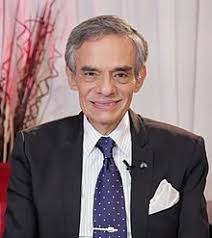 Tuvo dos hijos, leonardo martínez, de quien no se tienen datos sobre su padre, y beatriz solís, durante su matrimonio con marco antonio solís. Jose Jose Wikipedia