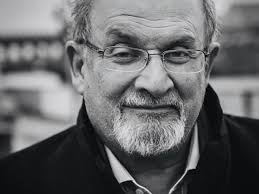 Salman Rushdie'nin Bıçaklanması İfade Özgürlüğüne Yapılan Bir Saldırıdır