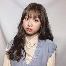 2018年參加台灣歌唱節目《聲林之王》 。 2020年發行個人首張單曲《下次遇見再相愛》 。 另外也是youtube頻道「中學頭條」的固定演員。. W5tamwd35wkfpm