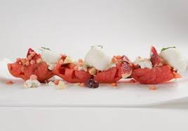 Ensalada De Tomates Del Huerto Mato De Cabra E Higos De Nandu Jubany Recetas De Alta Cocina En S Ensalada De Tomate Decoraciones De Comida Recetas De Comida