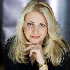 Adriana Kirkpatrick's Instagram, Twitter & Facebook