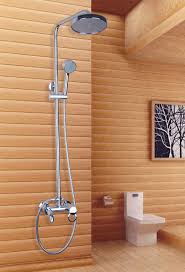 Dengan tata ruang yang efektif, kamar mandi dengan luas yang sempit ini tidak terasa sumpek. 20 Ide Shower Kamar Mandi Terbaik Shower Kamar Mandi Kamar Mandi Mandi