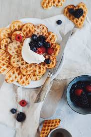 Opskriften er vist 105051 gange, og udskrevet 1177. Hjertevafler Find Opskriften Pa Sprode Og Sode Vafler Her