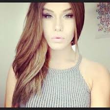 Estelle Clarke's Instagram, Twitter & Facebook