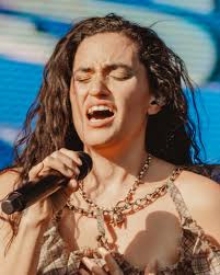 Desde Los Angeles, Lorely Rodriguez, mejor conocida como @empressof nos  hizo bailar a todos en el @heinekensilverliveout ✨☀️ #EmpressOf  #HeinekenSilverLiveOut