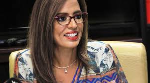 Senado aprueba medida de Rossana López para investigar los servicios de  salud mental