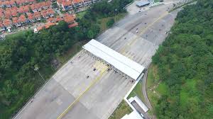 Lingkaran trans kota holdings berhad is engaged in investment holding and the provision of management services to the subsidiaries. Litrak Sprint Kesas Accept Govt Offer Carsifu