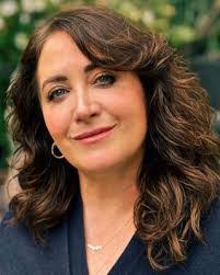 Janet Hasson's Instagram, Twitter & Facebook