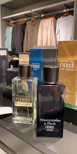 Abercrombie & fitch also has an exclusive fragrance line, accessories and handbags. Ø¹Ù„ÙŠ Ø³ÙŠÙ On Twitter Ø§ÙˆÙ„ ÙØ±Ø¹ Ù„Ù€ Abercrombie Fitch Ø¨Ø§Ù„Ø±ÙŠØ§Ø¶ Ù…ÙˆØ¬ÙˆØ¯ Ø¨Ø§Ù„ÙÙŠØµÙ„ÙŠØ© Ù…ÙˆÙ„ Ø§Ø¯Ø±ÙŠ ÙƒØ«ÙŠØ±ÙŠÙ† ÙŠØ¨ÙˆÙ† ÙŠØ´ØªØ±ÙˆÙ† Ø§Ù„Ø¹Ø·Ø± Ø­Ù‚Ù‡Ù…