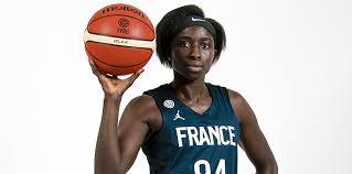 Dites byebye à la publicité et encouragez le travail effectué sur la couverture quotidienne du basket français ! Magali Mendy Fait Ses Premiers Pas En Equipe De France Ligue Ile De France De Basketball