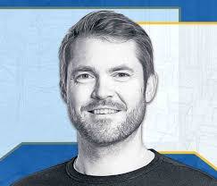 Tom Waller's Instagram, Twitter & Facebook