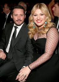 Kelly clarkson is a popular singer. Kelly Clarkson Revealed Her Really Busy Schedules Affected Family Life Before Split People Com
