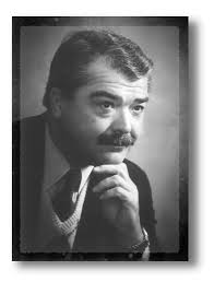 DISTINGUISHED GRADUATE AWARD