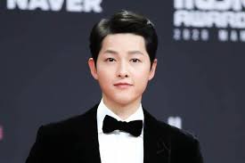 Menariknya, selain song joong ki, dua artis kece lainnya jeon yeo bin dan taecyeon juga membintangi vincenzo sebagai pemeran utama. Song Joong Ki And Jeon Yeo Bin In Talks To Lead Upcoming Tvn Drama Soompi