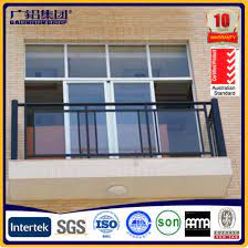 Para realizar ofertas deben mirar a la cámara y levantar la mano para que el martillero tome su oferta,cuando nadie mas oferte por el lote en subasta,el martillero indicara el nombre del comprador ,el precio de venta,y si el precio fue por el lote completo,por cada pieza,por kilo o por unidad de medida. China El Aluminio Barandillas Para Balcones Y Escaleras O Corredor Comprar Pasamanos De Aluminio Aluminio Aluminio En Es Made In China Com