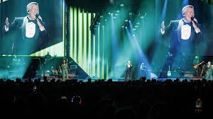 Julia gwynyth ostan sex scandal her is very hot and holds a