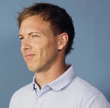 Zu seiner aktiven zeit als fußballer spielte er beim fc augsburg und dem tsv 1860. Rb Leipzig Diesen Job Will Nagelsmann Nach Seiner Trainerzeit Machen Welt