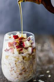 Add the milk, yogurt, and honey. Apple Cinnamon Overnight Oats Video Jar Of Lemons