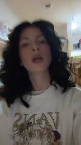 Lynne Torres's Instagram, Twitter & Facebook