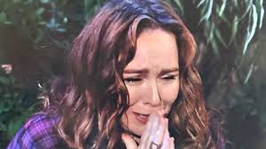 Y&R Spoilers: Cane Scores Mariah Bʟᴀᴄᴋᴍᴀɪʟ Material