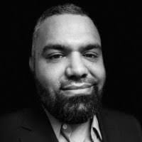 Efrain Troche's Instagram, Twitter & Facebook