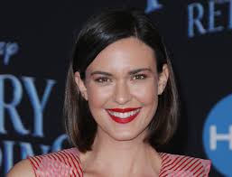 Odette Annable To Star In Fox Comedy Pilot 'Adam & Eve'; Claire Scanlon To  Direct