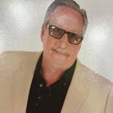 Steven Carol's Instagram, Twitter & Facebook