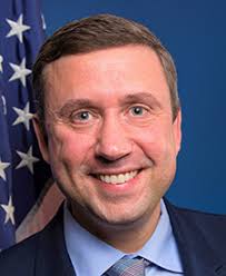 What Antone Melton-Meaux's primary challenge to Ilhan Omar is all about