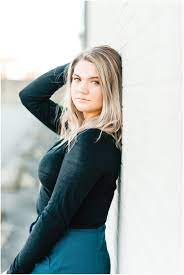 Downtown Jefferson City Katy Trail Senior Photoshoot Sarah Amanda Musselman Photography Senior Photoshoot Senior Photos Girls Senior Girl Photography