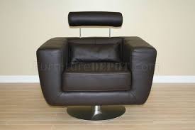 Our selection of upholstered swivel chairs are going fast. Modern Swivel Club Chair In Premium Leather Upholstery