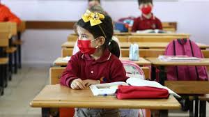 Bakan selçuk şu an için köy okullarının ve anaokullarının açılmasının uygun görüldüğünü belirtirken kısa vade için diğer sınıf son dakika. Okullar Acilacak Mi Okullar Ne Zaman Acilacak Son Dakika Haberleri