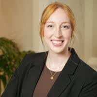 Heather Kratzer's Instagram, Twitter & Facebook