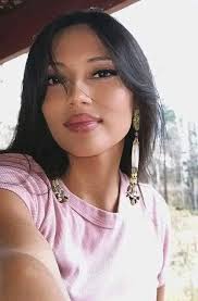 Mom said nobody will waste their time to wish me happy birthday.🦉Don't  forget we have a small online store specializing in selling Native American  products if you like you can visit the