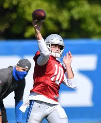 Blough starts hot but can't get lions win in debut. Lions Sign David Blough Off Practice Squad Activate Joe Dahl