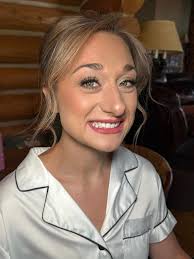 ✨HEY THERE✨ Hi! It's been a minute since I last introduced myself! I'm  Sarah, owner of Beauty by Vance and I wanted to share a few things about  myself….. * I am