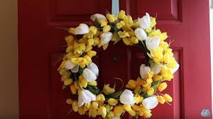 Γενικώς, η πρωτομαγιά είναι μεγάλη γιορτή για την οικογένειά μου γιατί ανήμερα έχει γεννηθεί η έλλη, η μικρή μου κόρη! Ergatikh Prwtomagia 2017 Ftia3te Eykola Kai Grhgora Magiatiko Stefani Vid